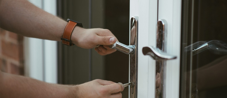 24 hour key locksmith Shafter
